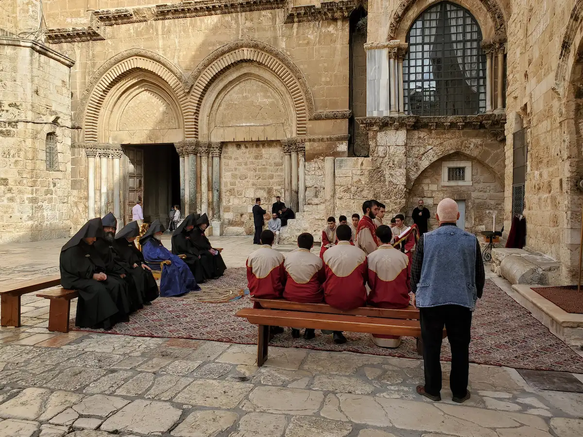 holy sepulchre entrance